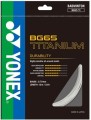 YONEX BG 65 Titanium biały.jpg